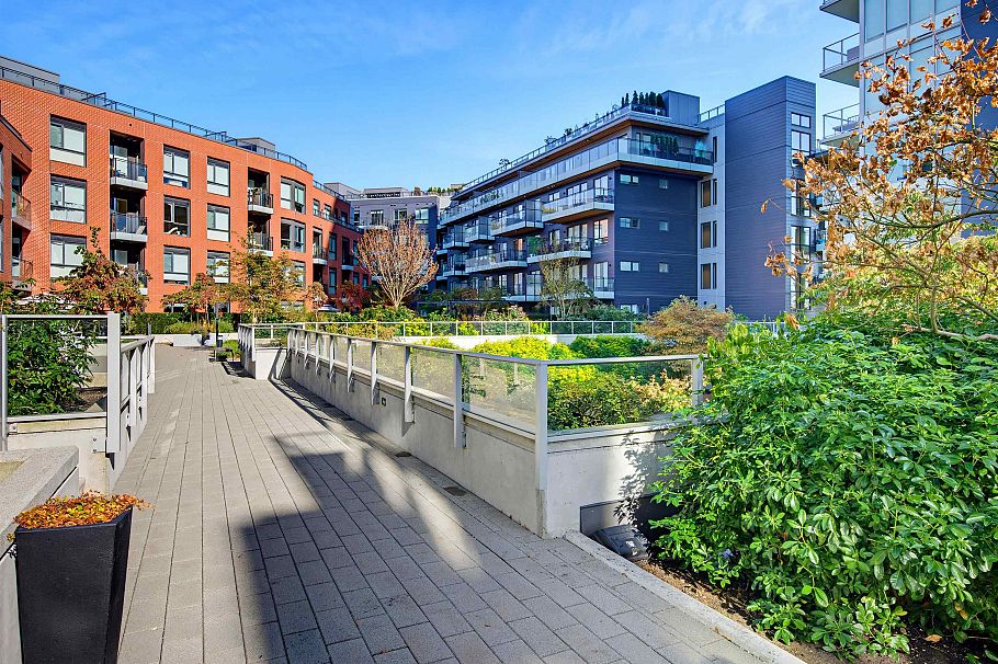 310 3588 Samwill Crescent Vancouver, BC - 26
