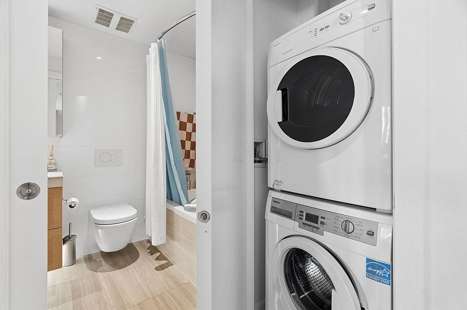 310 1515 Atlas Lane Vancouver, BC - 19