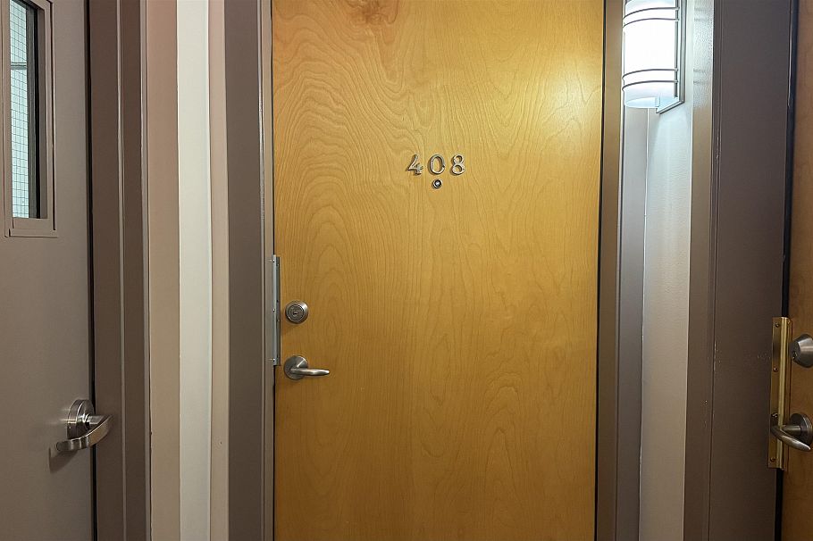 408 828 Cardero Street Vancouver, BC - 2