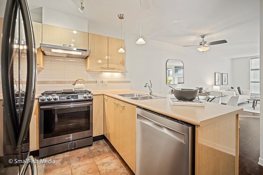 322 638 W 7th Avenue Vancouver, BC - 16