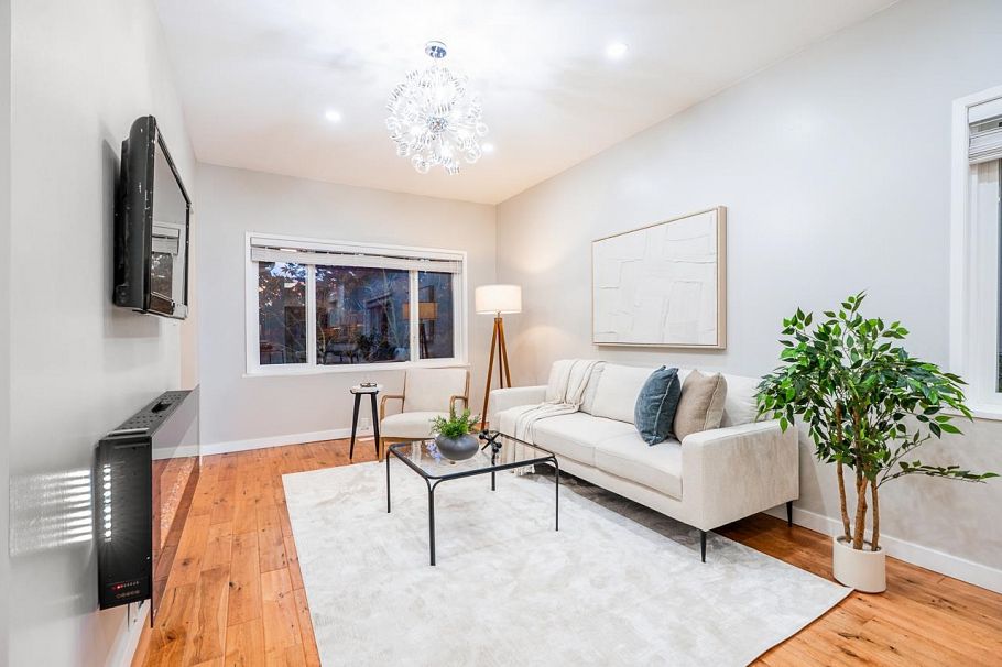 3754 Inverness Street Vancouver, BC - 7