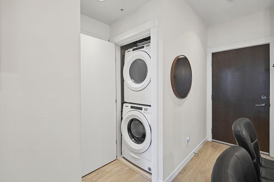 110 625 E 3rd Street North Vancouver, BC - 21