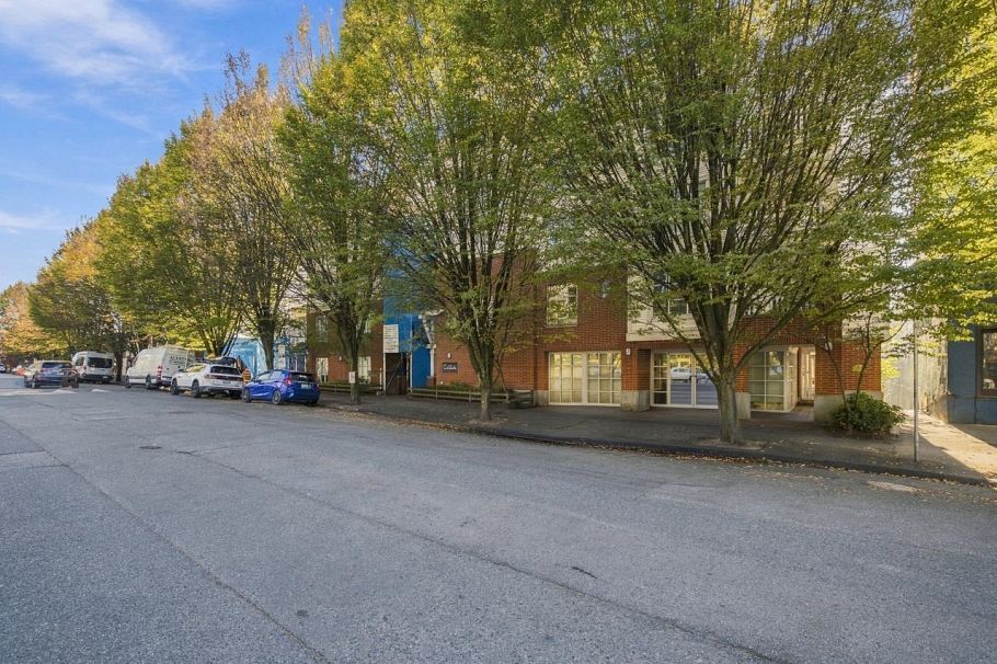 401 137 E 1st Street North Vancouver, BC - 24