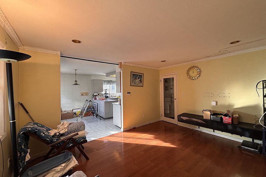 1438 W 64th Avenue Vancouver, BC - 5