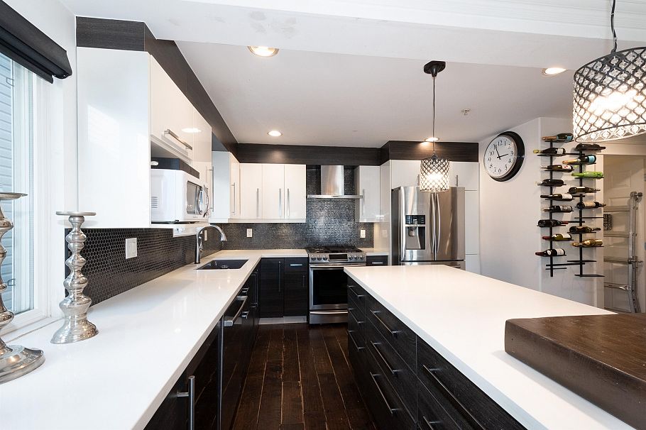 2048 Triumph Street Vancouver, BC - 8