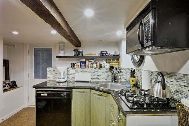2115 Columbia Street Vancouver, BC - 34