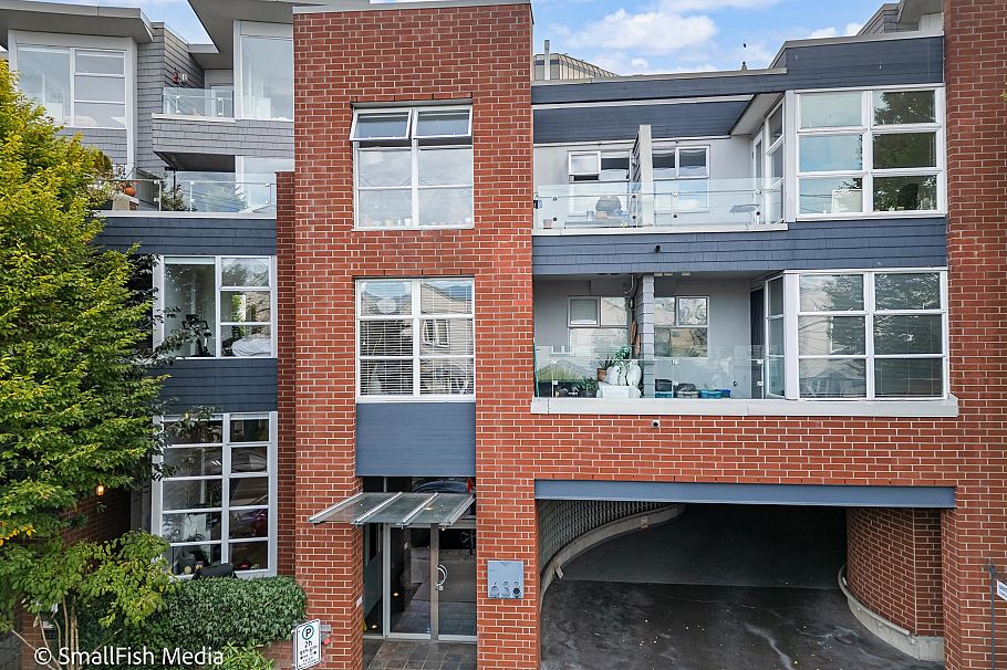 322 638 W 7th Avenue Vancouver, BC - 2