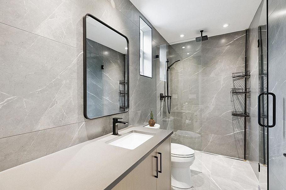 1 1621 E 11th Avenue Vancouver, BC - 27