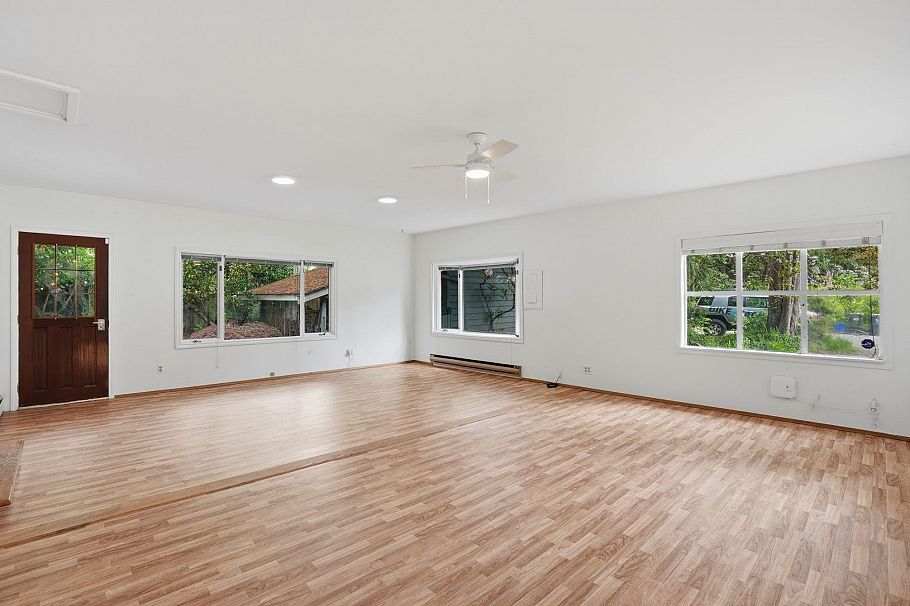 909 Seymour Boulevard North Vancouver, BC - 19