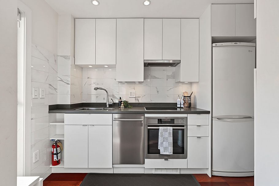 4 2682 W 8th Avenue Vancouver, BC - 10