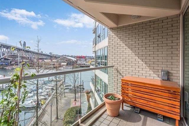 504 1600 Hornby Street Vancouver, BC - 9