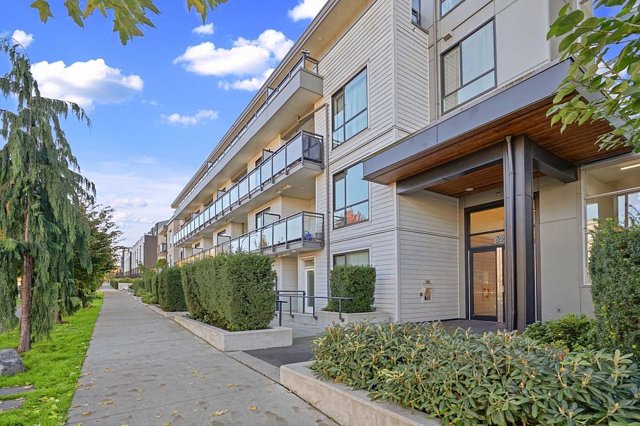 110 625 E 3rd Street North Vancouver, BC - 24