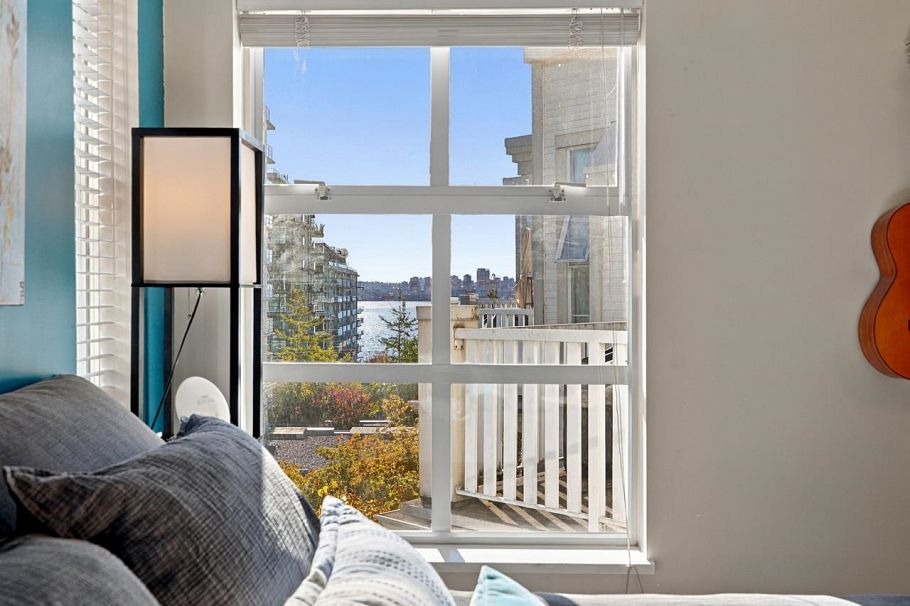 401 137 E 1st Street North Vancouver, BC - 14