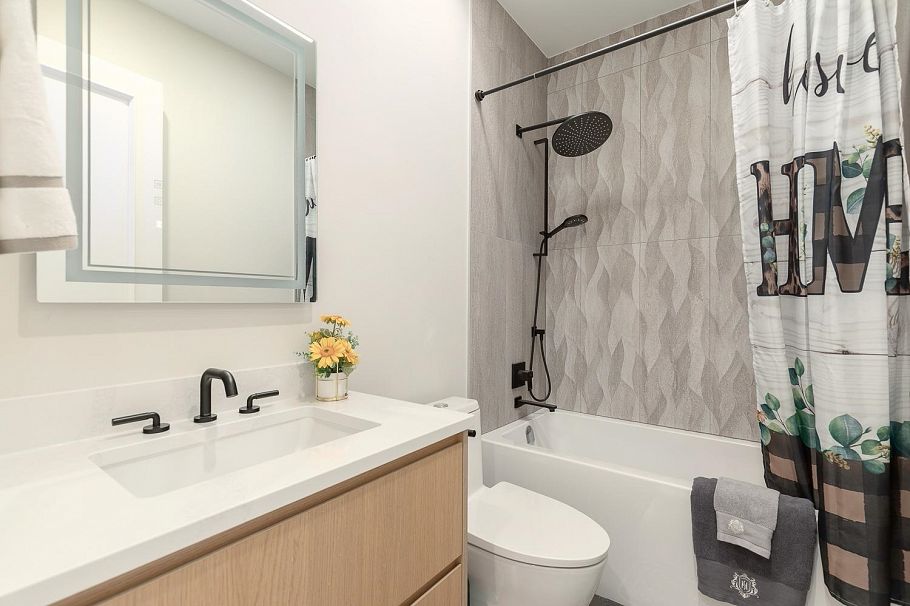 5747 Newton Wynd Vancouver, BC - 19