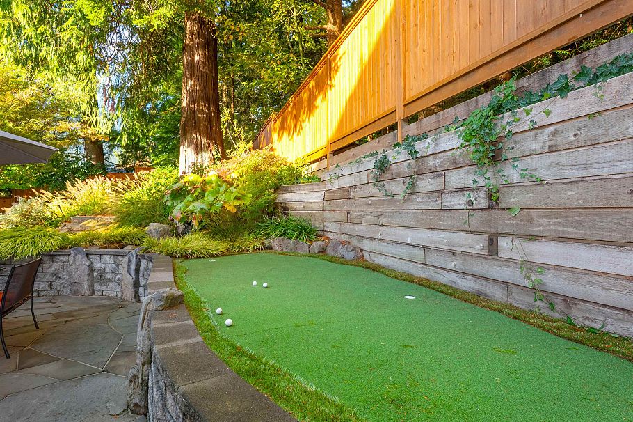 4592 Cove Cliff Road North Vancouver, BC - 34