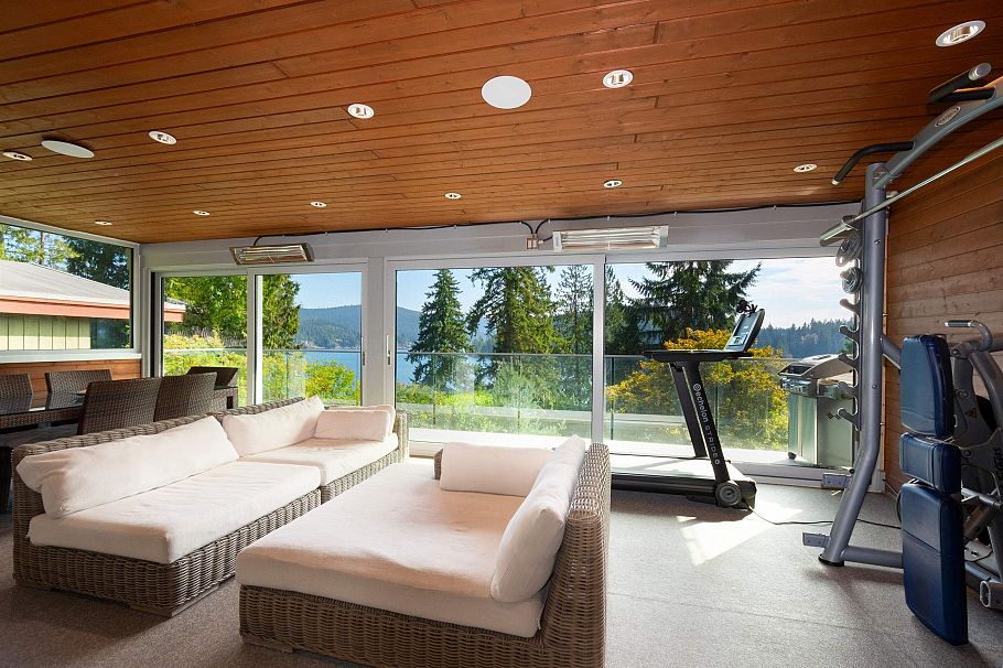 2867 Panorama Drive North Vancouver, BC - 23