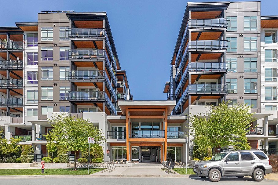 125 108 E 8th Street North Vancouver, BC - 12