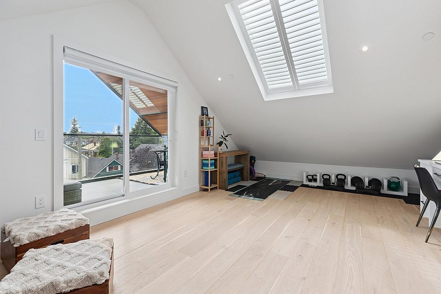 1 1621 E 11th Avenue Vancouver, BC - 36