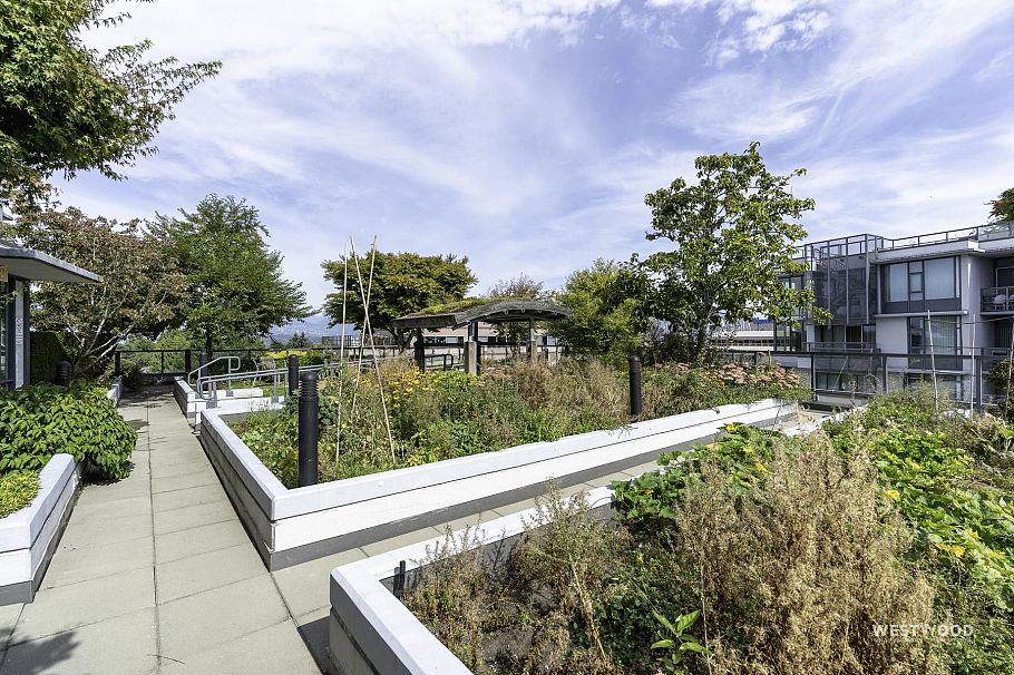 661 2080 W Broadway Vancouver, BC - 27