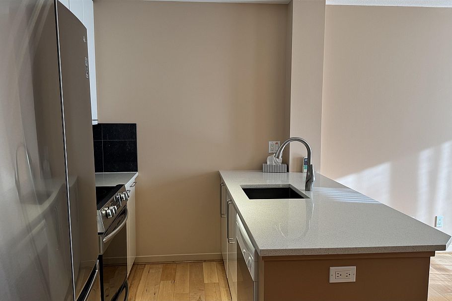 408 828 Cardero Street Vancouver, BC - 10