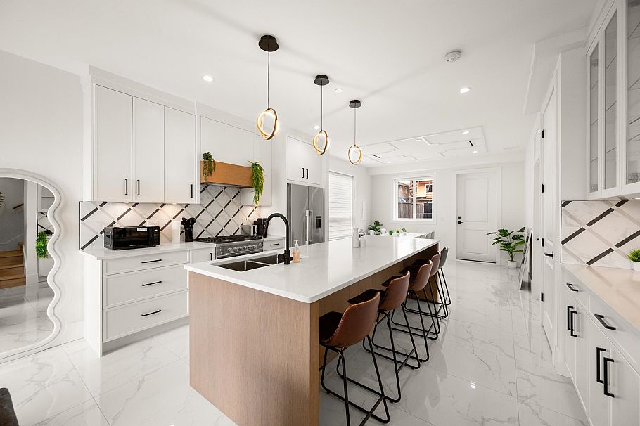 1369 E 63rd Avenue Vancouver, BC - 12