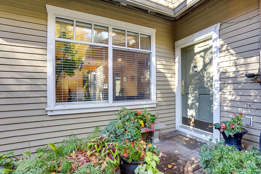 24 5650 Hampton Place Vancouver, BC - 3