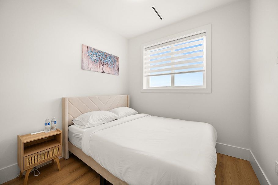 1369 E 63rd Avenue Vancouver, BC - 15