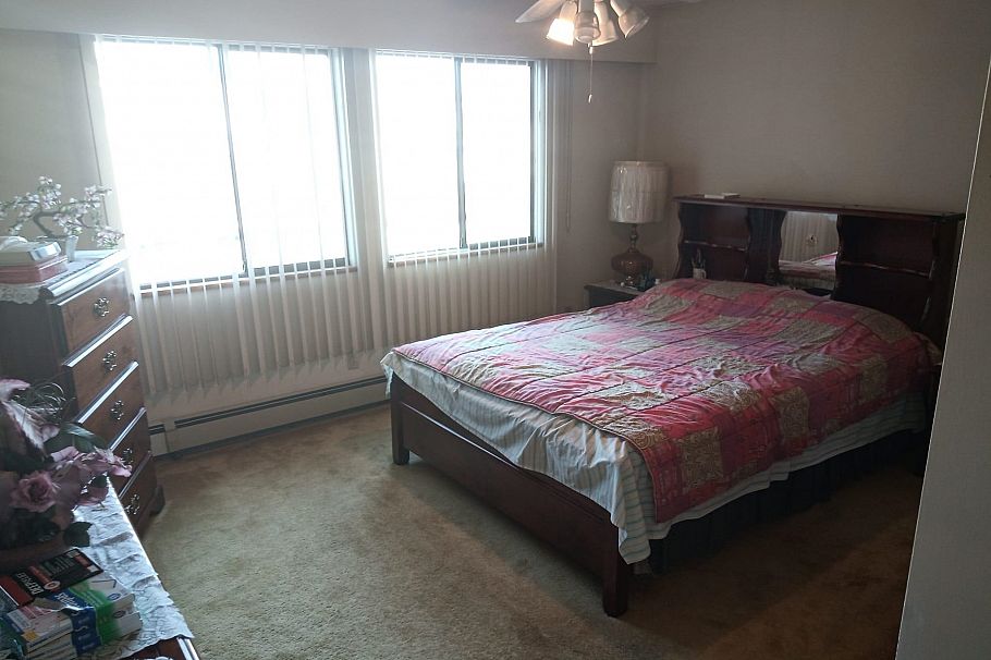 2086 E 49th Avenue Vancouver, BC - 11
