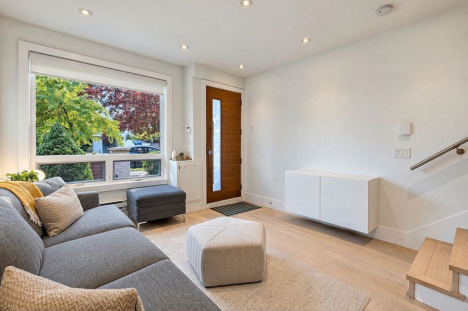 419 E 6th Avenue Vancouver, BC - 4