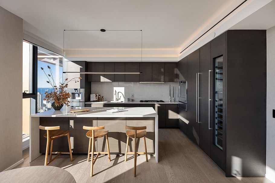 3102 1482 Robson Street Vancouver, BC - 4