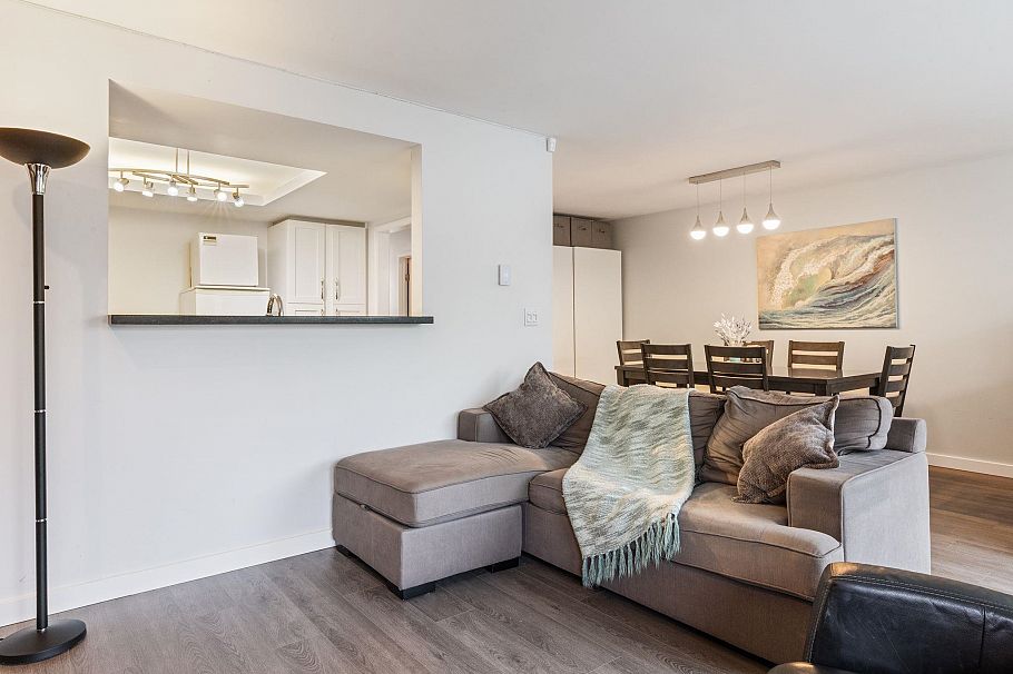 204 1220 W 6th Avenue Vancouver, BC - 4