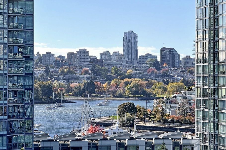 987 87 Nelson Street Vancouver, BC - 16