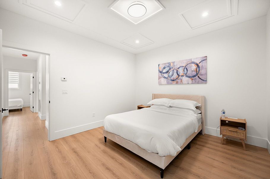 1369 E 63rd Avenue Vancouver, BC - 13