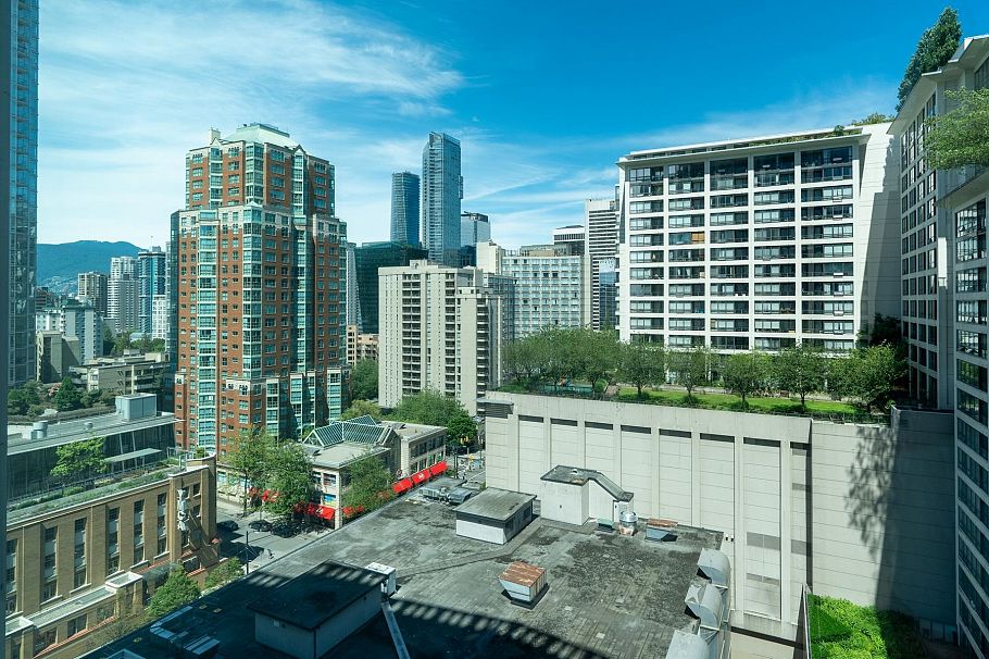 1012 989 Nelson Street Vancouver, BC - 13