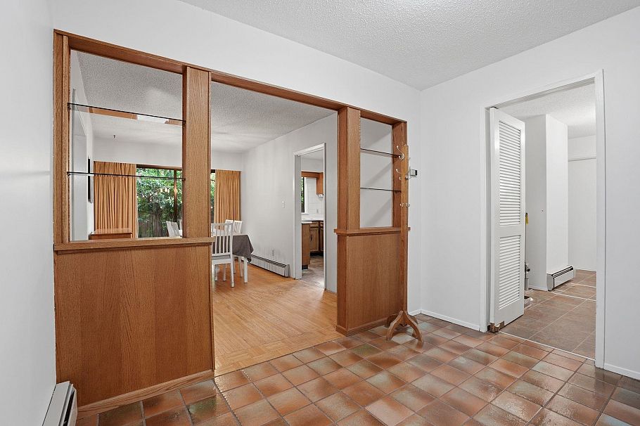 909 Seymour Boulevard North Vancouver, BC - 11