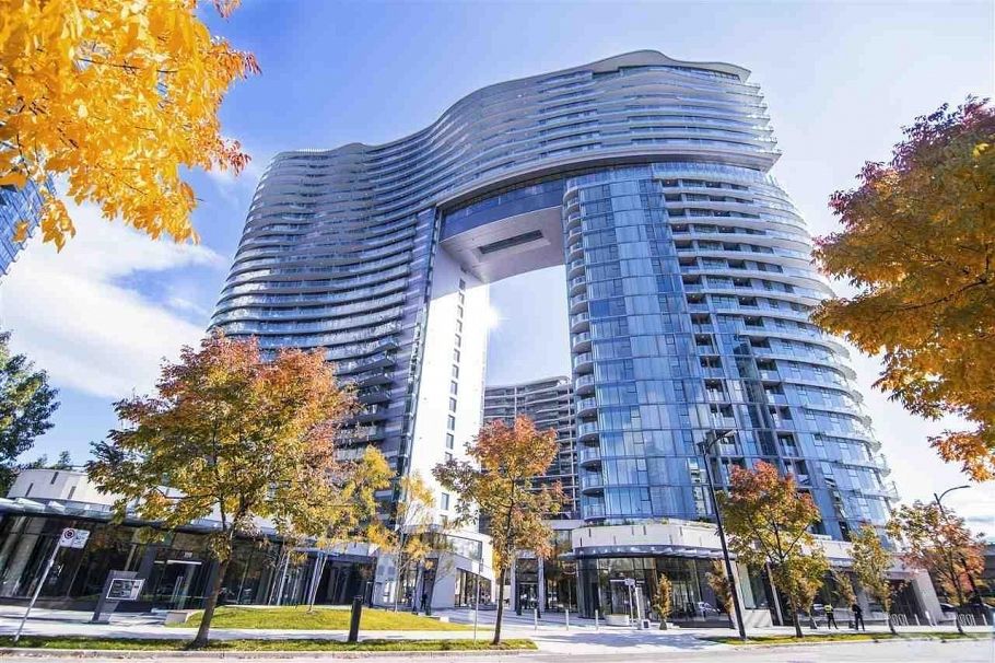 987 87 Nelson Street Vancouver, BC - 1