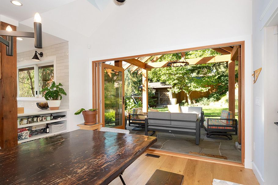 4592 Cove Cliff Road North Vancouver, BC - 8