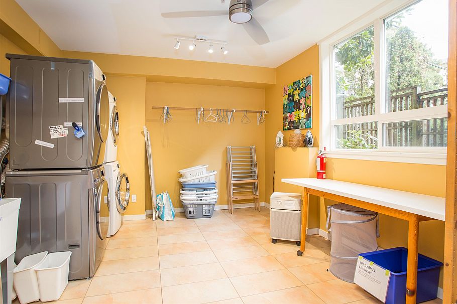 401 510 Chesterfield Avenue North Vancouver, BC - 29