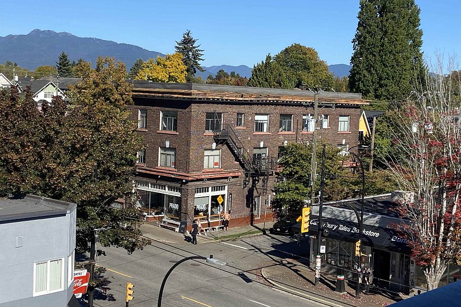 409 1688 E 4th Avenue Vancouver, BC - 30