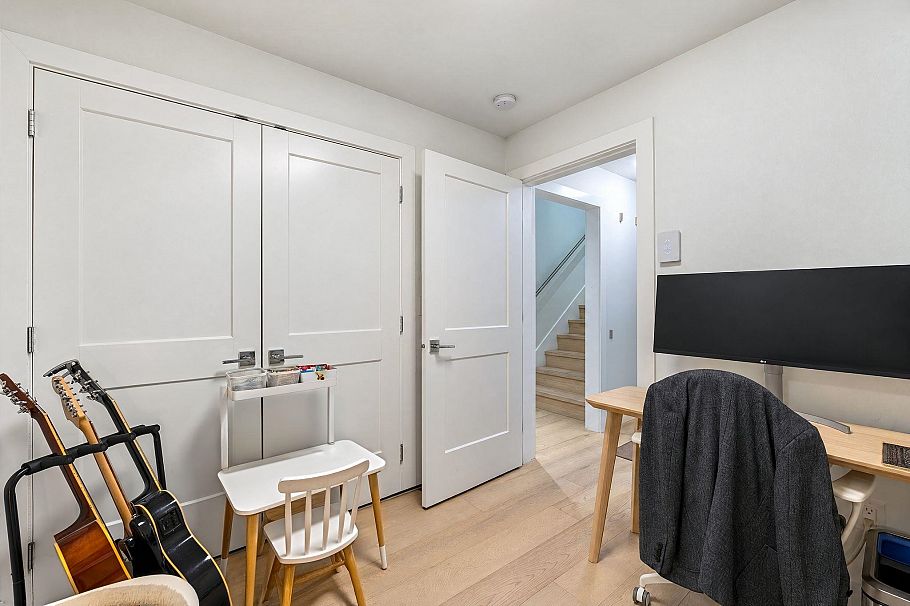 419 E 6th Avenue Vancouver, BC - 33