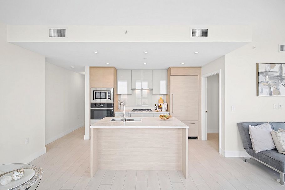 2203 3538 Sawmill Crescent Vancouver, BC - 11