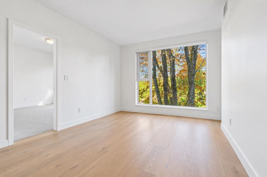 310 1515 Atlas Lane Vancouver, BC - 3