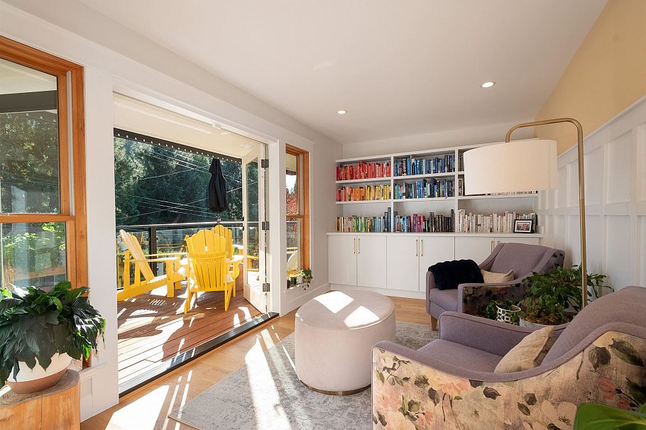 4592 Cove Cliff Road North Vancouver, BC - 11