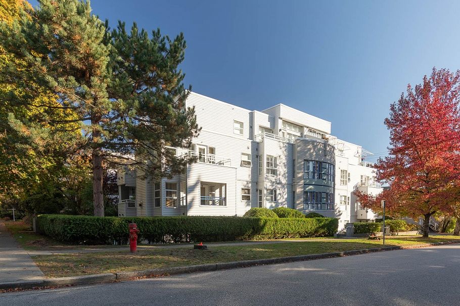 402 6020 Yew Street Vancouver, BC - 29