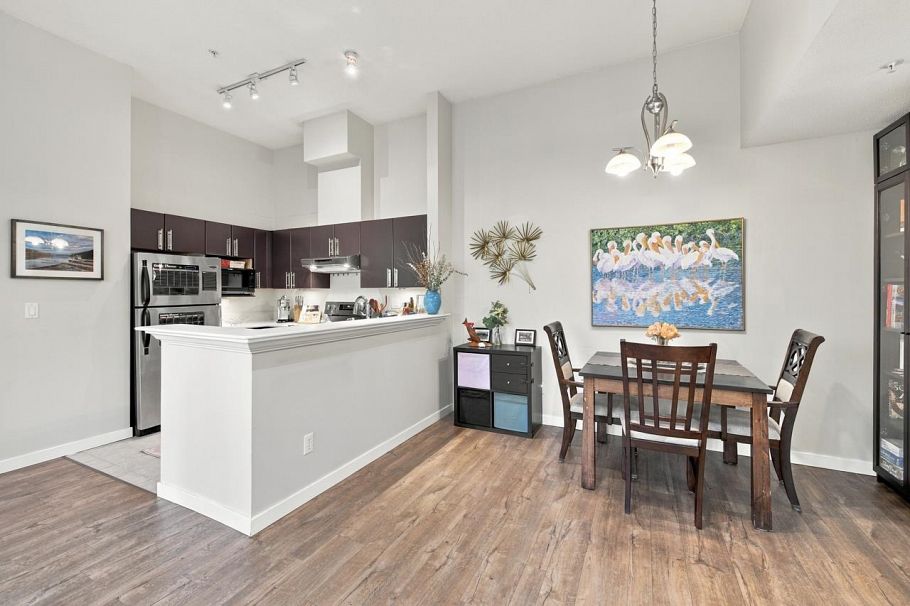 401 137 E 1st Street North Vancouver, BC - 7