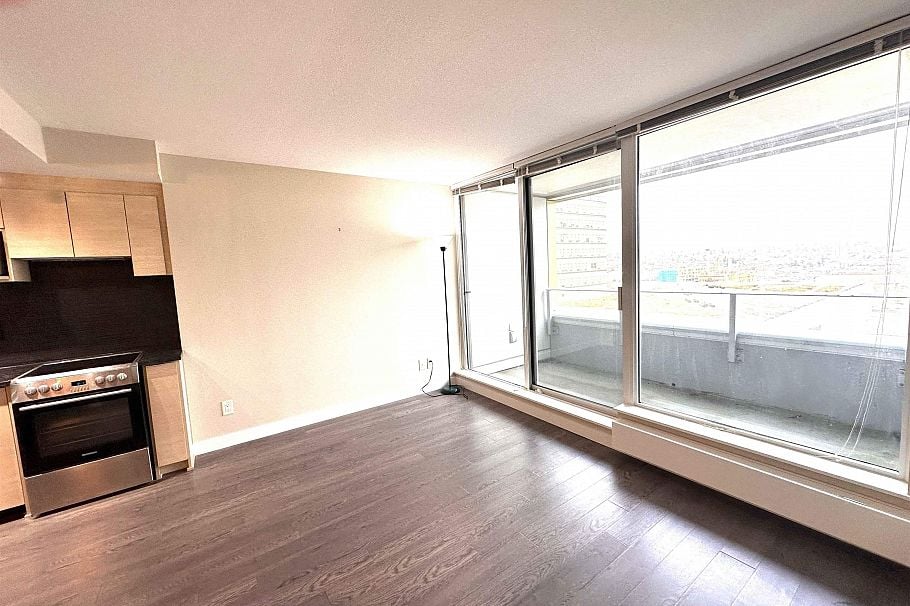 12xx 489 INTERURBAN WAY, Vancouver BC V5X 0C7 Vancouver, BC - 5