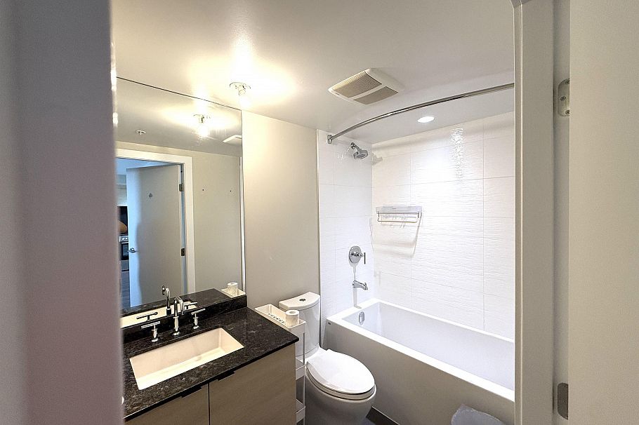 12xx 489 INTERURBAN WAY, Vancouver BC V5X 0C7 Vancouver, BC - 10