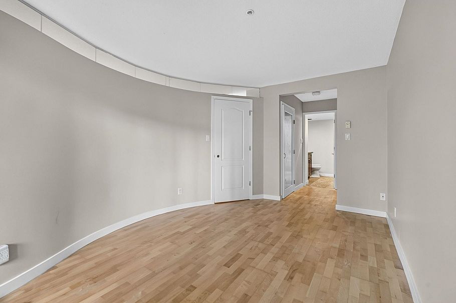 105 1208 Bidwell Street Vancouver, BC - 18