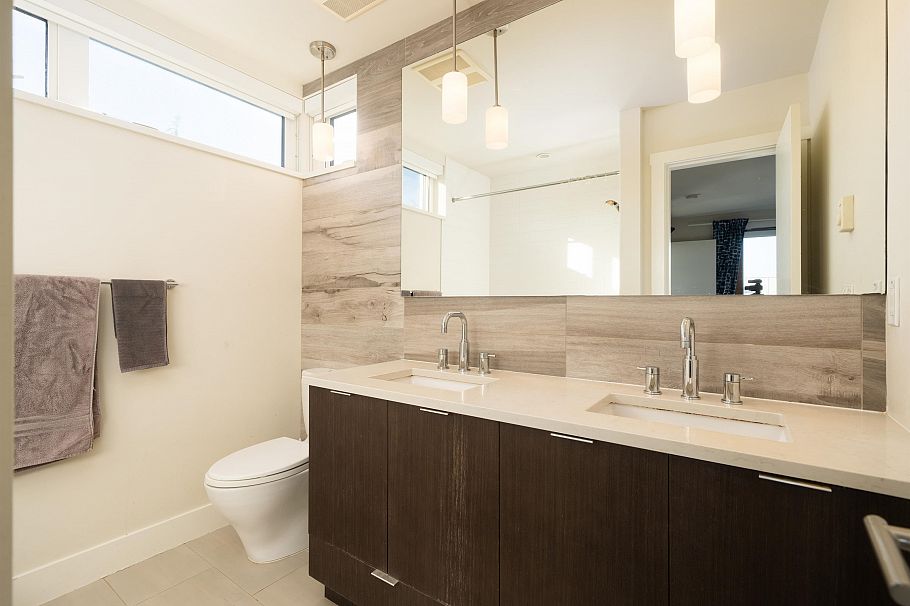 6190 Oak Street Vancouver, BC - 11