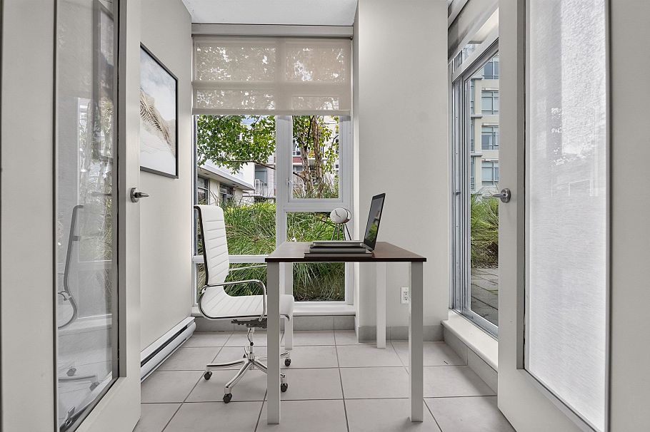 314 2268 W Broadway Vancouver, BC - 3